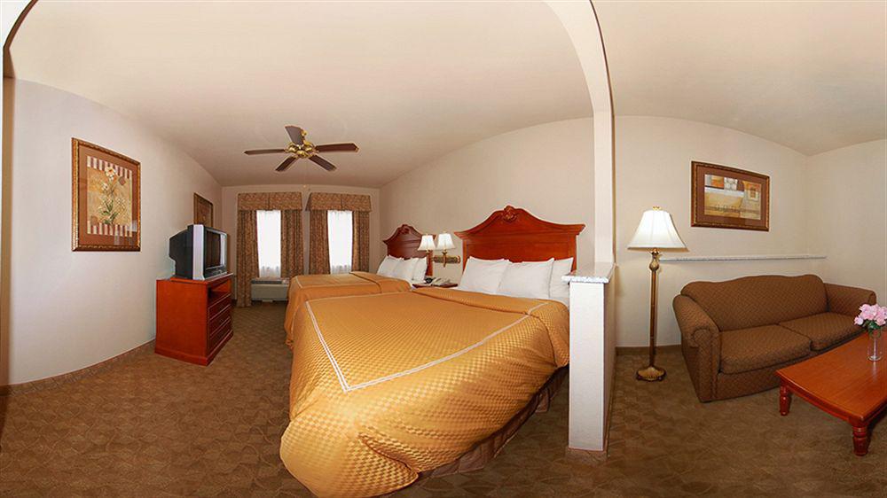 Comfort Suites Near Texas State University サン・マーコス エクステリア 写真